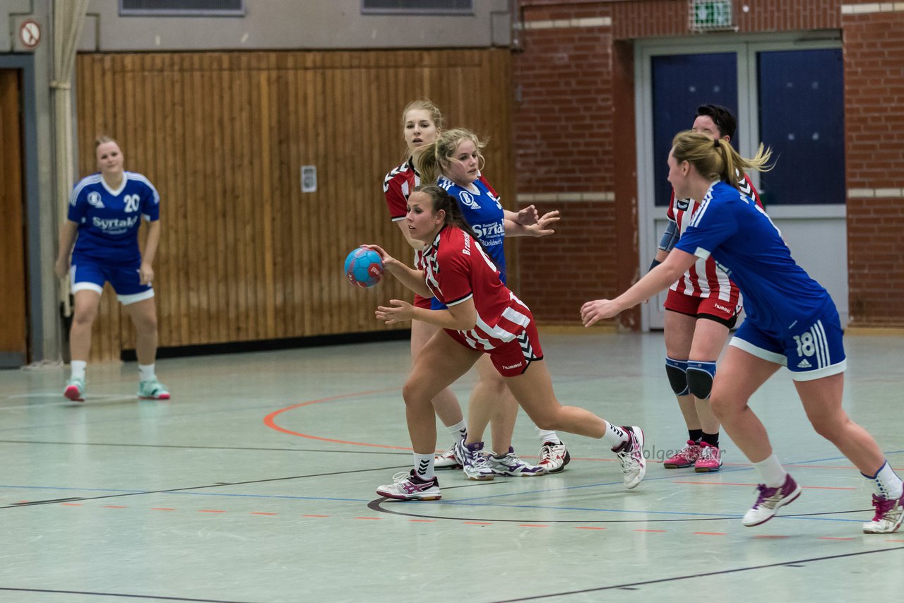 Bild 149 - Frauen Barmstedter TS - Buedelsdorfer TSV : Ergebnis: 26:12